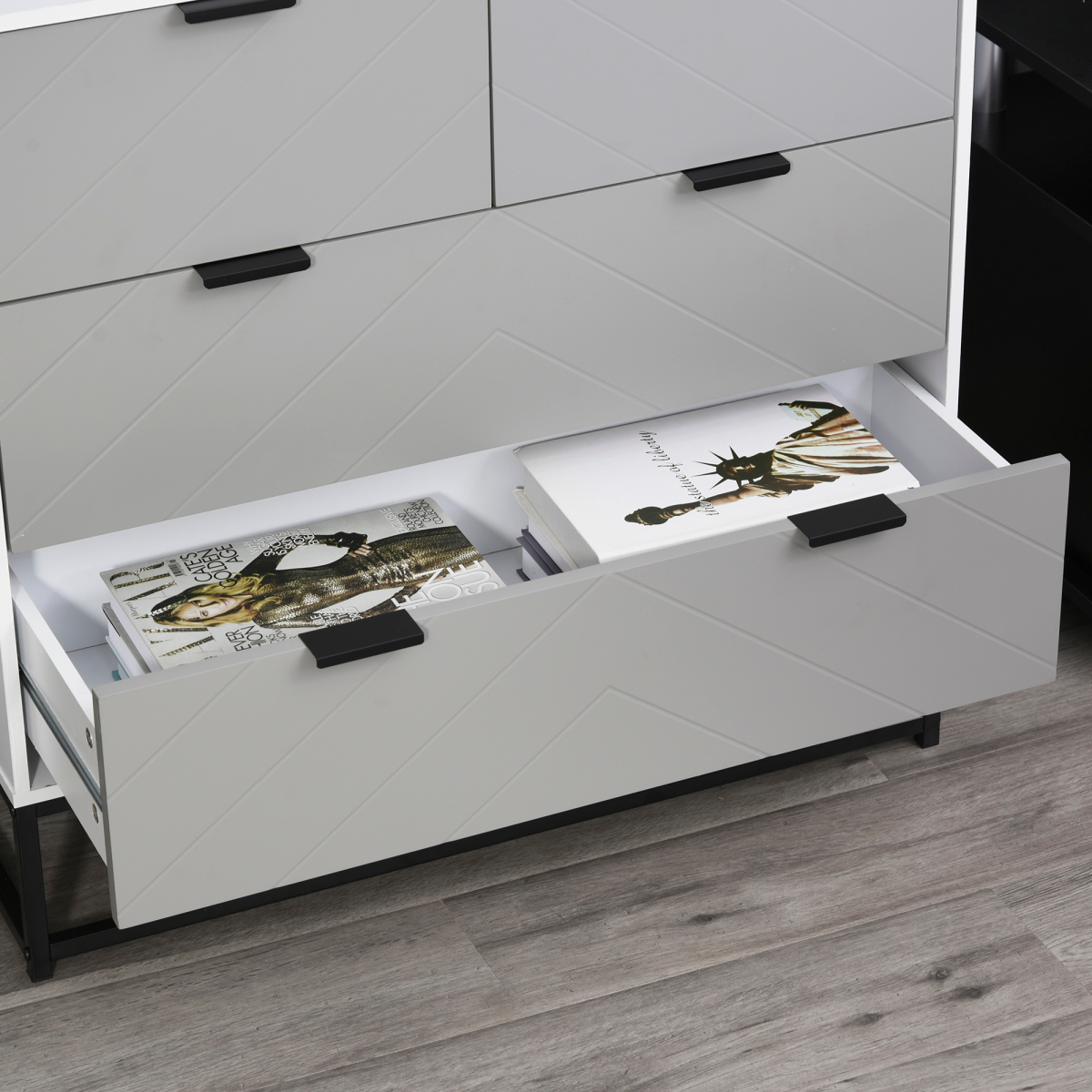 Chest of Drawers with Metal Handles Freestanding Dresser Modern Wooden