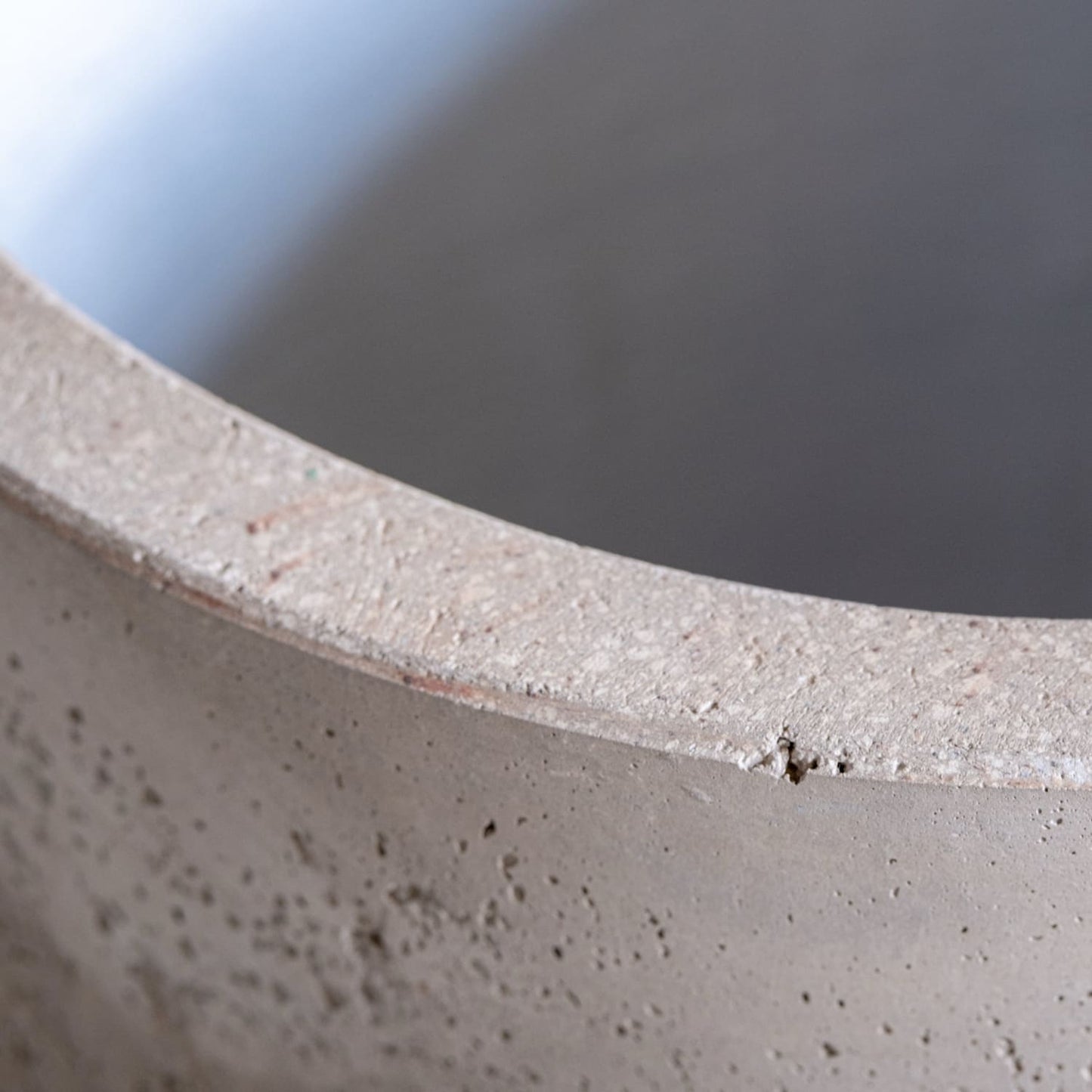 Aurella | Truffle – 100cm XXL Concrete Cylinder Planter – 621L Round Plant Pot