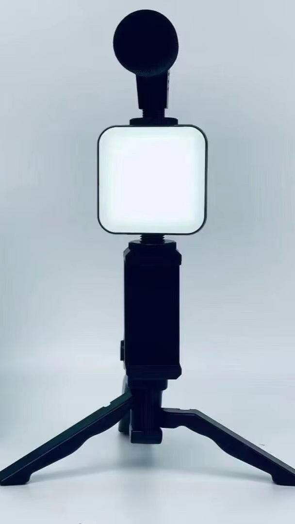 Smartphone Video Kit – LED Light, Tripod & Microphone for Pro Content