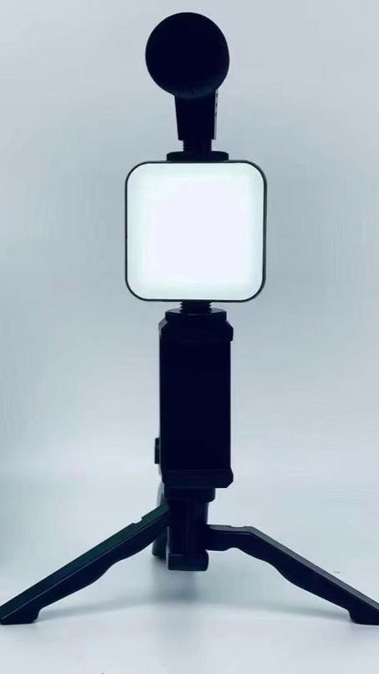 Smartphone Video Kit – LED Light, Tripod & Microphone for Pro Content