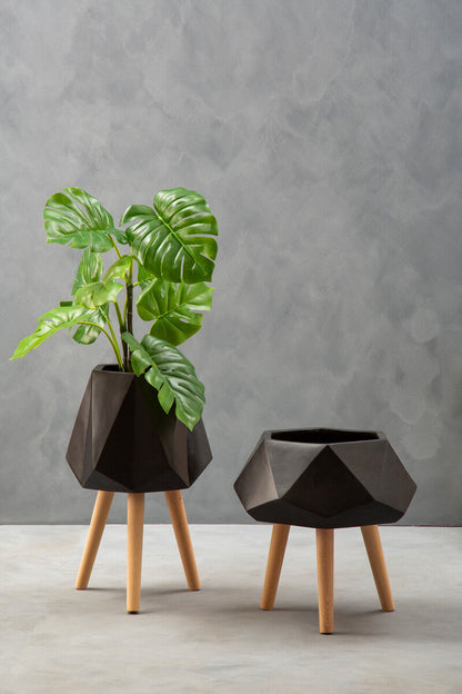 Small Black Geometric Planter with Legs | Darnell