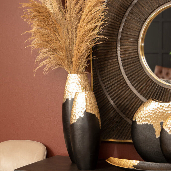 Small Black and Gold Vase | Daito