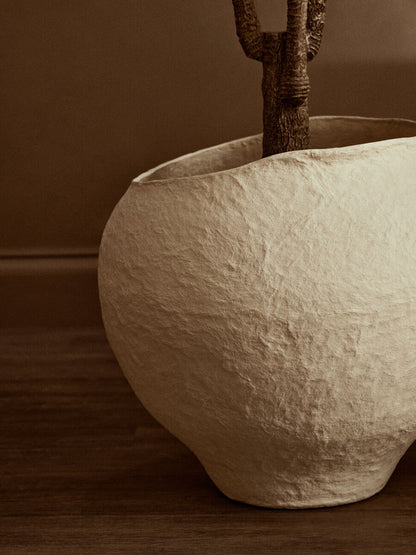 Cotton Mache Large Beige Planter | Sanai