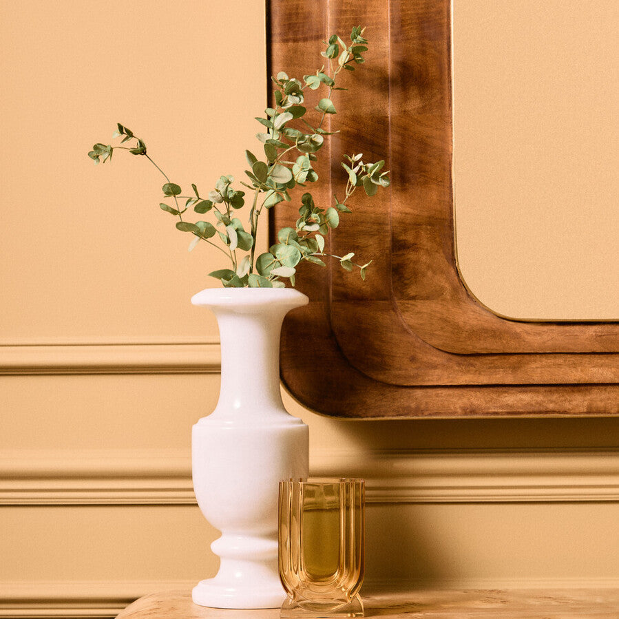 White Marble Vase | Zoro