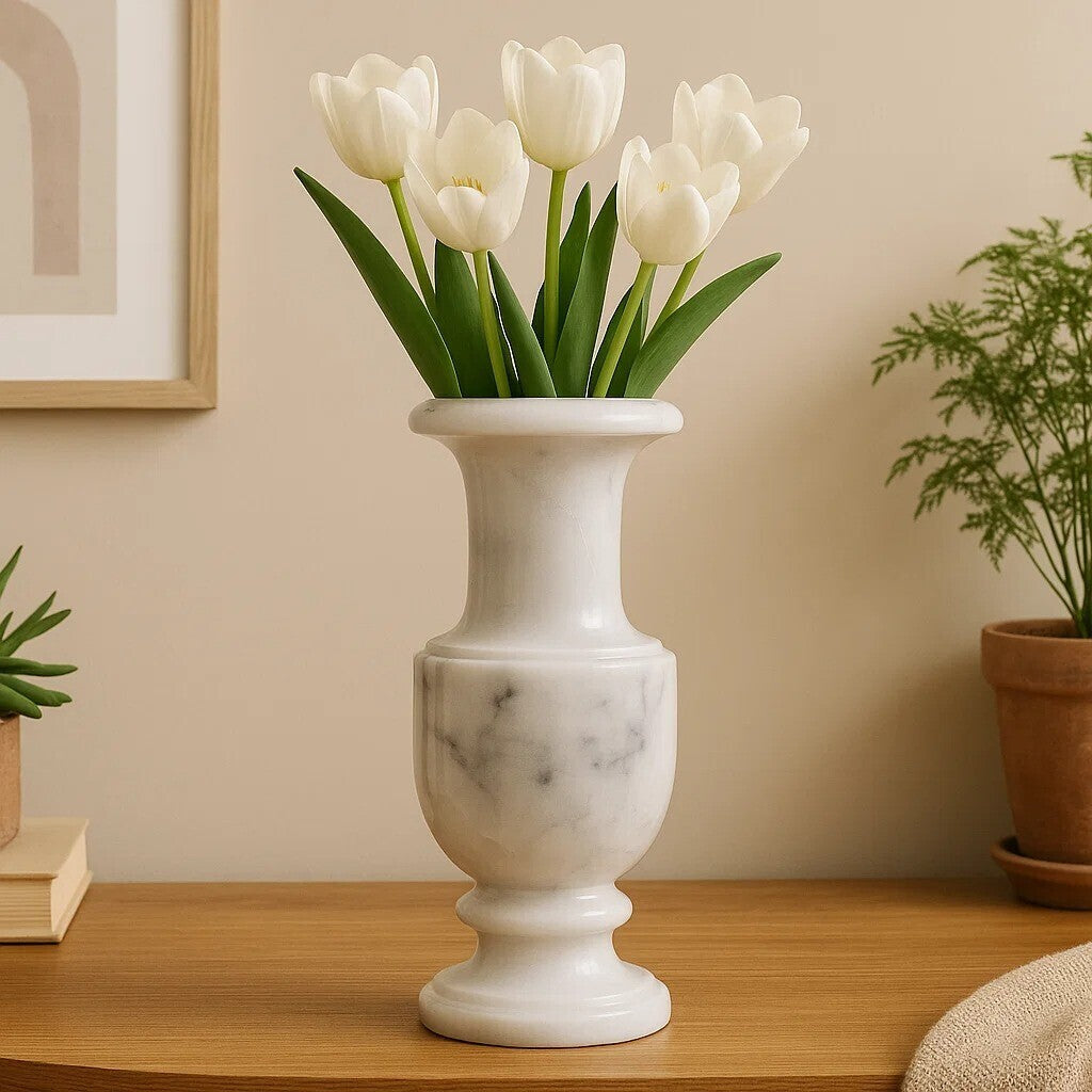 White Marble Vase | Zoro
