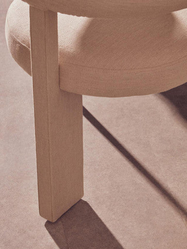 Cream Textured Linen Dining Chair with Black Metal Frame | Perdoba