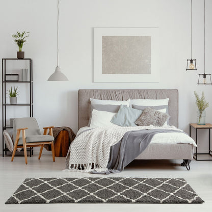 Moroccan Dark Grey Shaggy Rug | 740