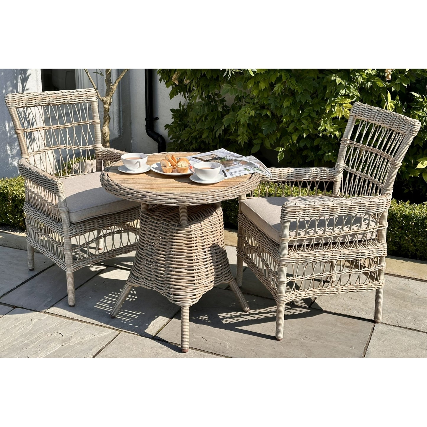 Luxury Amalfi Beige Metal Outdoor Bistro Table With Wood Top