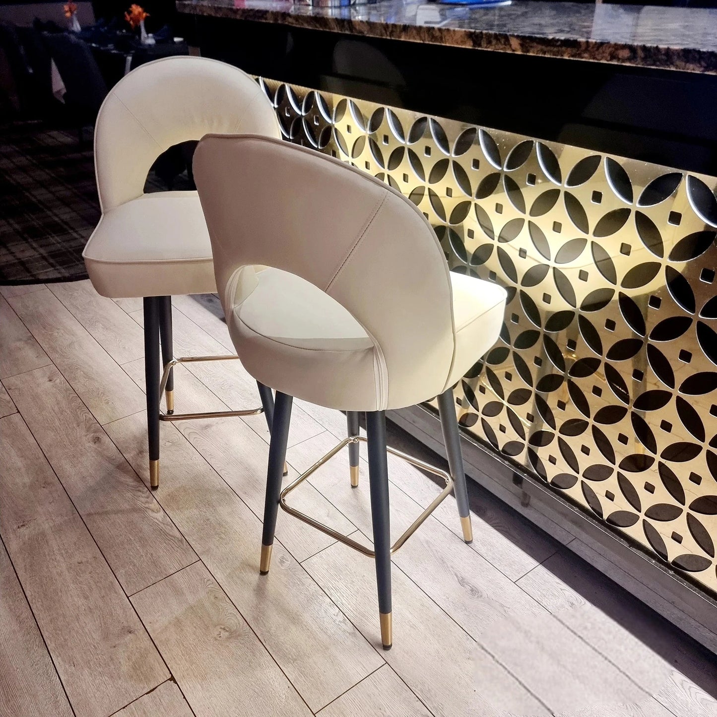 Luxury Bjorn Cream PU Leather Bar Stool With 360° Swivel And Gold Tip Legs