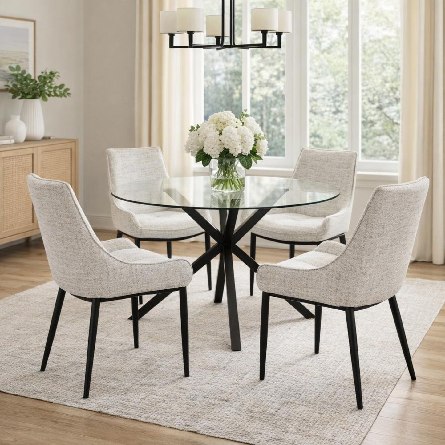 Luxury Monza Round Glass Top Black Metal Leg Dining Table