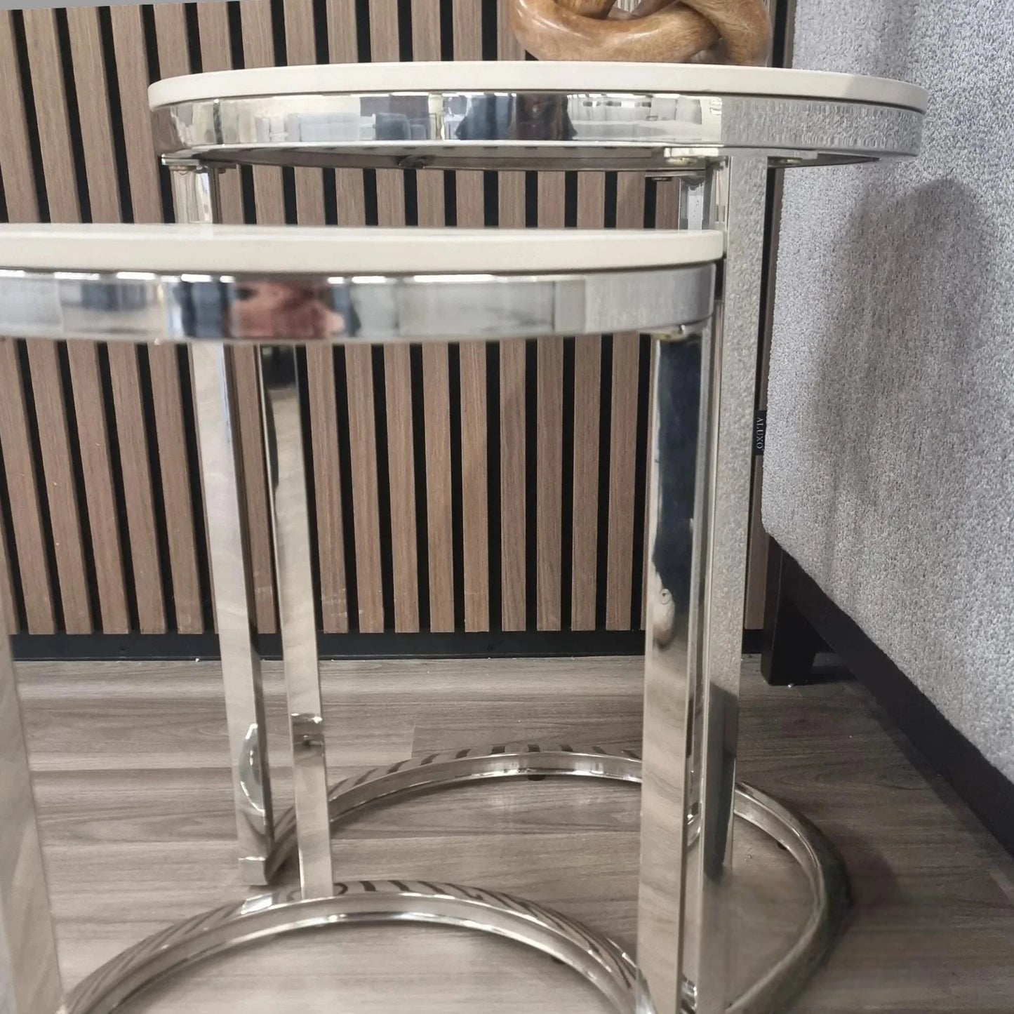 Luxury Kaito Nest of 2 Modern Chrome Round Side End Lamp Tables With 45/38cm White Sintered Stone Tops