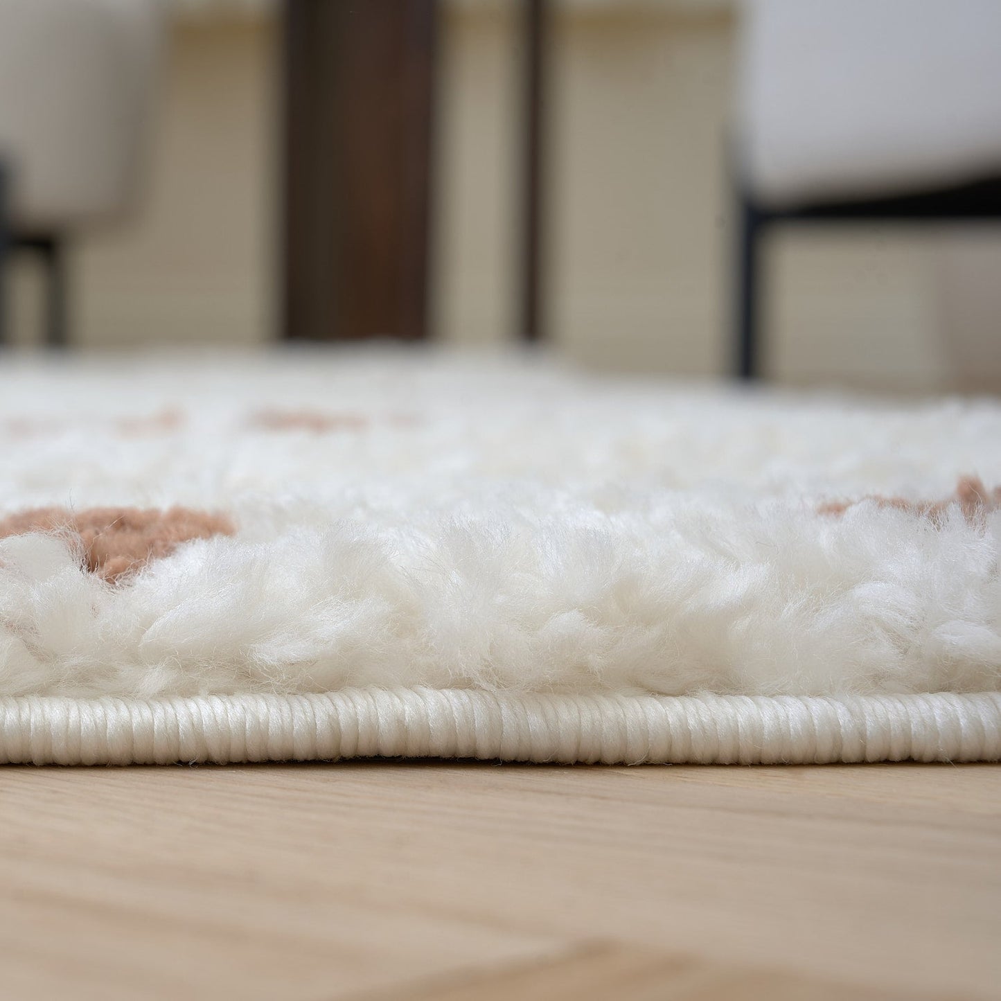 Moodi Shaggy Cream/Terra Biscotti Rug