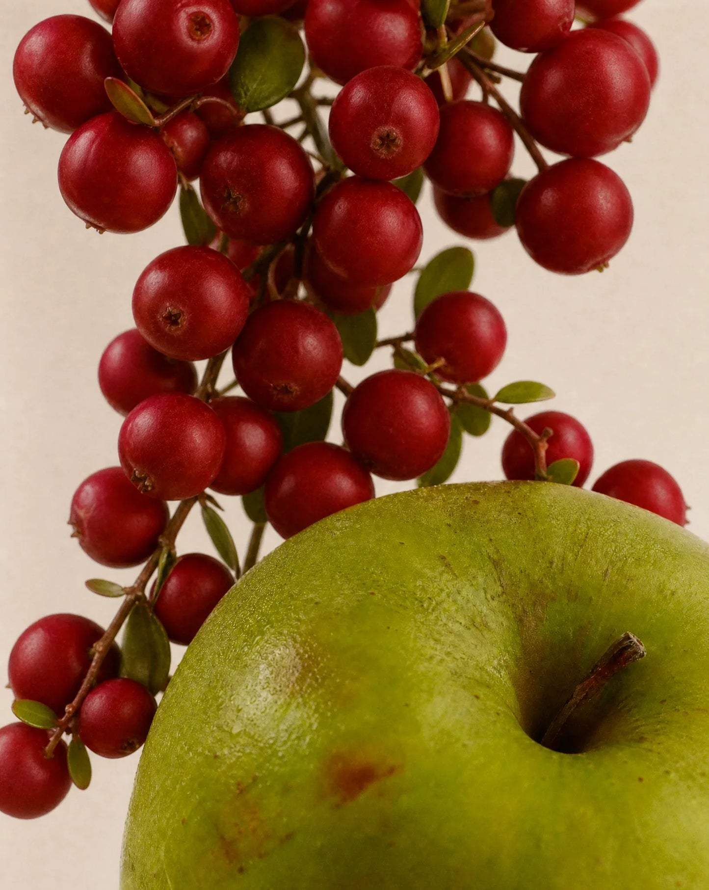 Lingonberry 250g Scented Soy Candle Refill